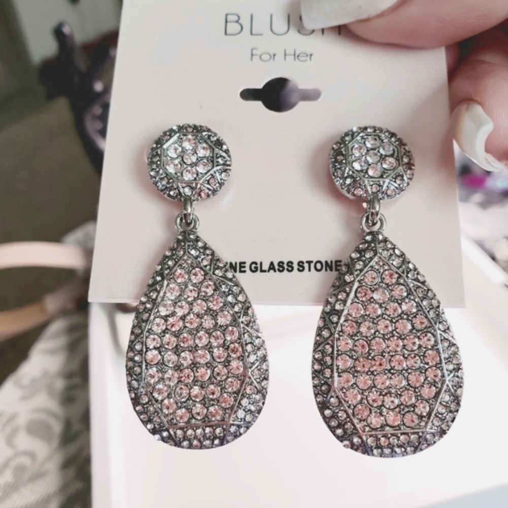 NEW BLUSH FOR HER SILVER‎ RHINESTONES EARRI…